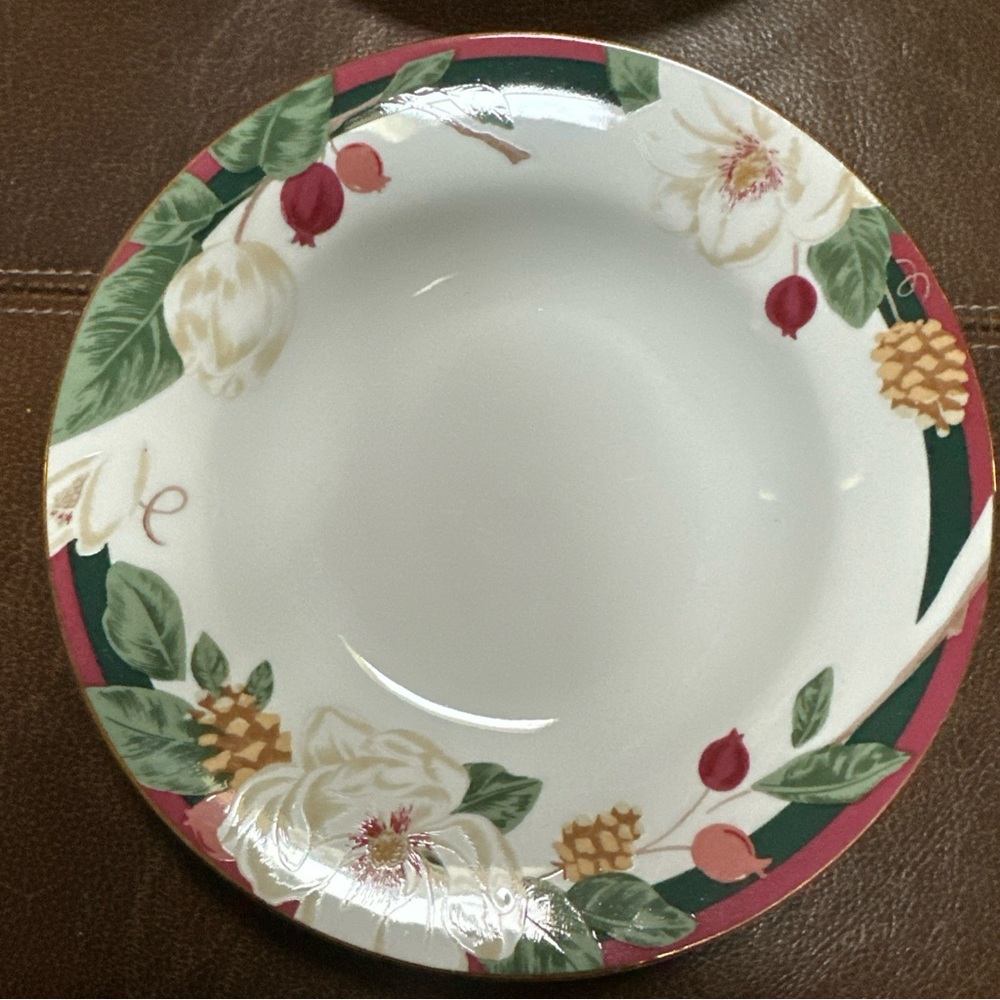 Vintage Tienshan Magnolia Fine China Bowl 8" Soup‎ Salad